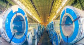 عرضه فولاد مبارکه در بازار سرمایه چگونه توسعه نظام مالی کشور را متحول کرد