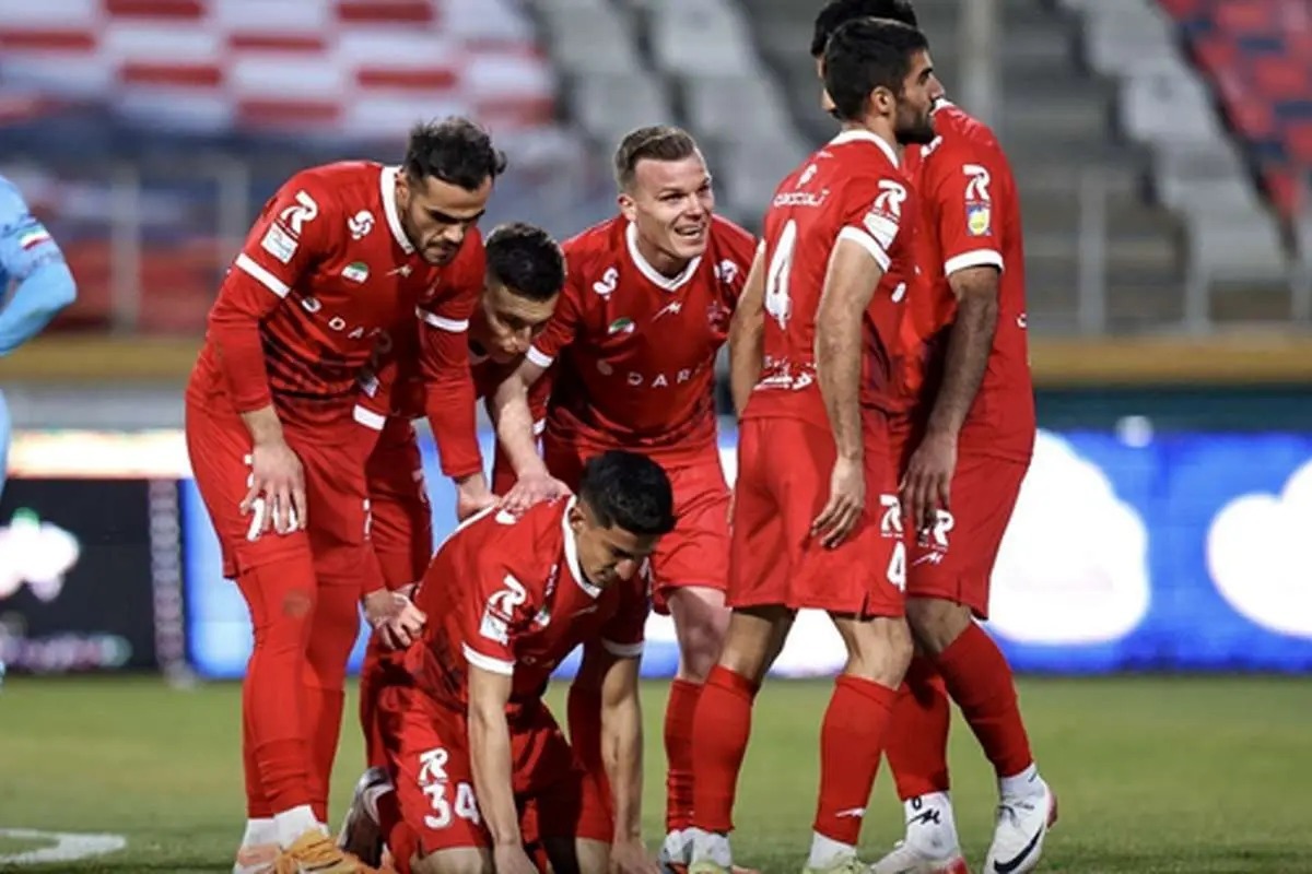 فرصت صدرنشینی پرسپولیس فراهم شد