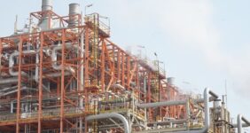 قیمت خوراک پتروشیمی‌ها و سوخت صنایع بورسی منتشر شد