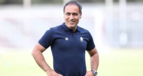 مشکلات تیم اماراتی / مهدوی‌کیا در لیگ دسته یک ناکام ماند