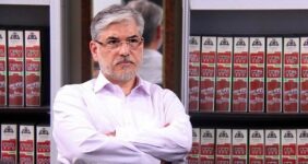 موضع‌گیری وزیر علوم درباره ناآرامی‌های دانشگاهی / حقوق دانشجویان خط قرمز است