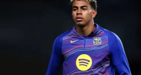 پوشش جالب یامال به مناسبت ماه رمضان+ عکس