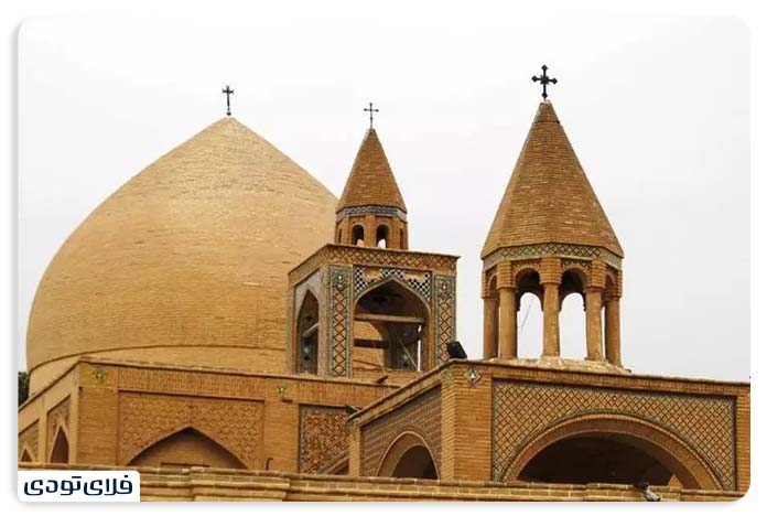 گنبدهای کلیسای وانک