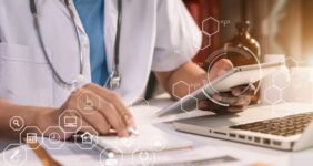 ۴۷سال خدمت بی منت پزشکان بسیجی در بحران‌های سخت و مختلف