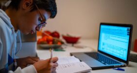 برنامههای درسی مدرسه تلویزیونی ایران چهارشنبه ۲۰ اسفند اعلام شد برنامههای درسی مدرسه تلویزیونی ایران چهارشنبه ۲۰ اسفند اعلام شد