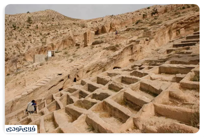 بندر سیراف گورستانهای صخرهای بندر سیراف