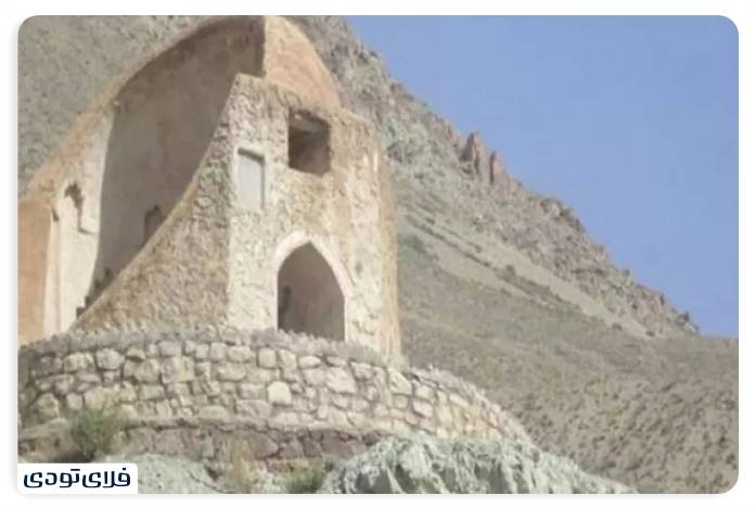 جاهای دیدنی فیروزکوه برج سنگی دیدهبانی مزداران