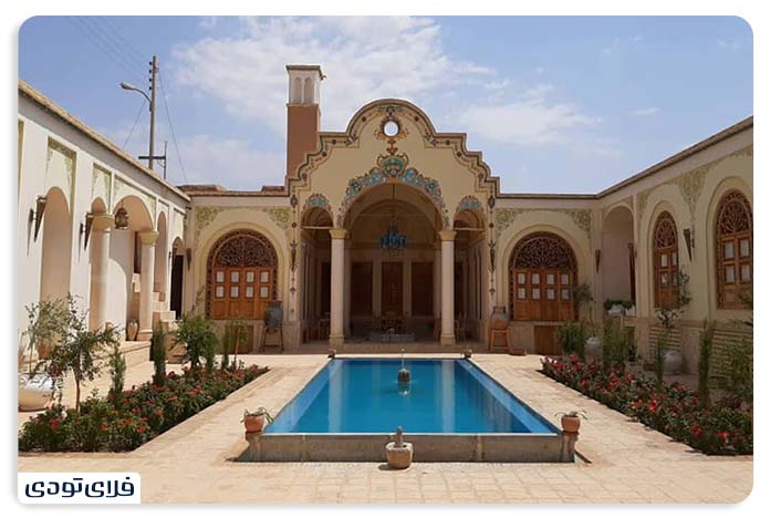 بهترین هتل های کاشان اقامتگاه سنتی یاسمین راهب