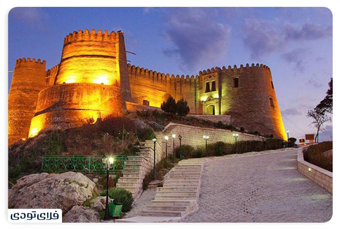 تابستان کجا سفر کنیم سفر به خرم آباد در تابستان
