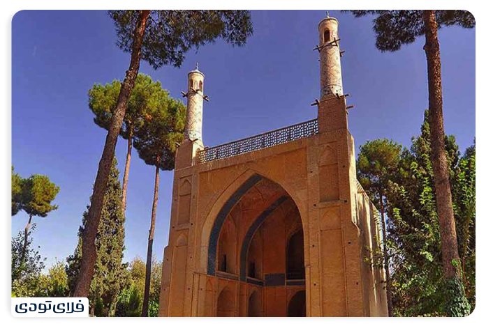 جاهای دیدنی اصفهان مقبره و آرامگاه های تاریخی اصفهان