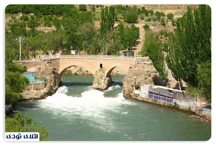 جاهای دیدنی شهرکرد پل زمان خان سامان