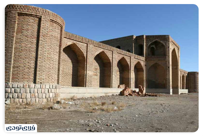 جاهای دیدنی میانه کاروانسرای جمال آباد میانه