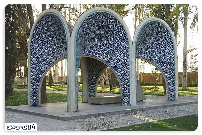 جاهای دیدنی نیشابور مقبره کمال الملک از دیدنی های نیشابور
