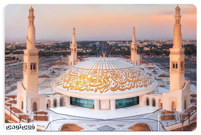 خیابان شیخ زاید دبی مسجد خلیفه بن داعن از جاهای دیدنی اطراف خیابان شیخ زاید دبی
