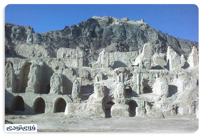 جاهای دیدنی زابل کوه خواجه زابل