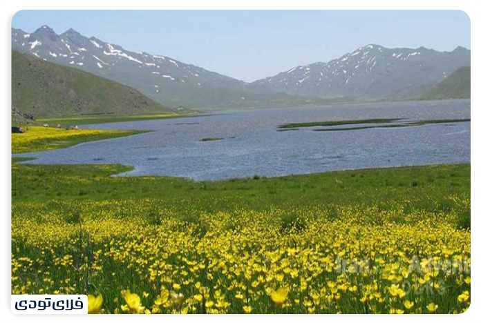 امکانات گردشگری و تفریحی در اطراف دریاچه
