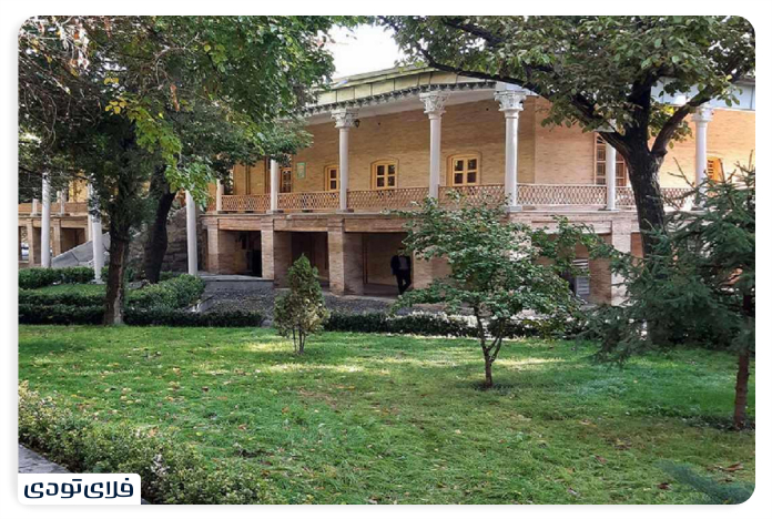 سفر به همدان موزه نظری همدان