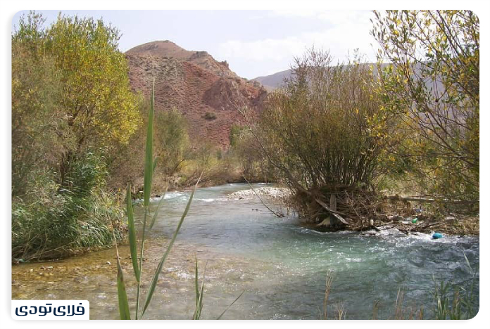 مسیر دسترسی به روستا
