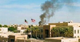 ستون دود از سفارت آمریکا در کویت دیده شد