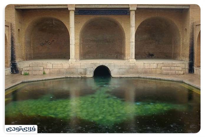 باغ فین کاشان چشمه سلیمانیه در باغ فین