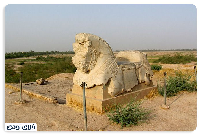 کاخ آپادانا از دیدنی های خوزستان
