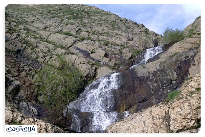 روستای آهار آبشار فصلی چهل پله
