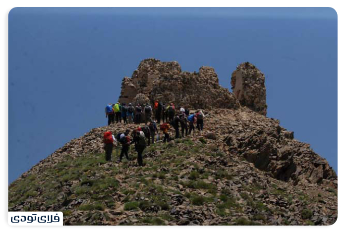 روستای آهار قله قلعه دختر و قصر دخترک