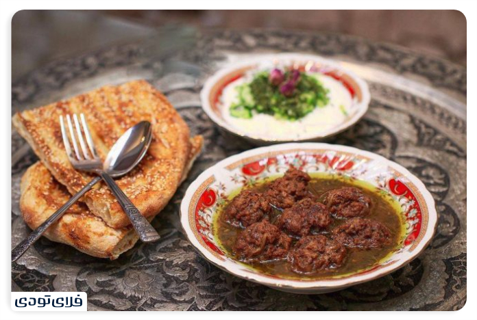 سفر به کاشان شفته نخودچی