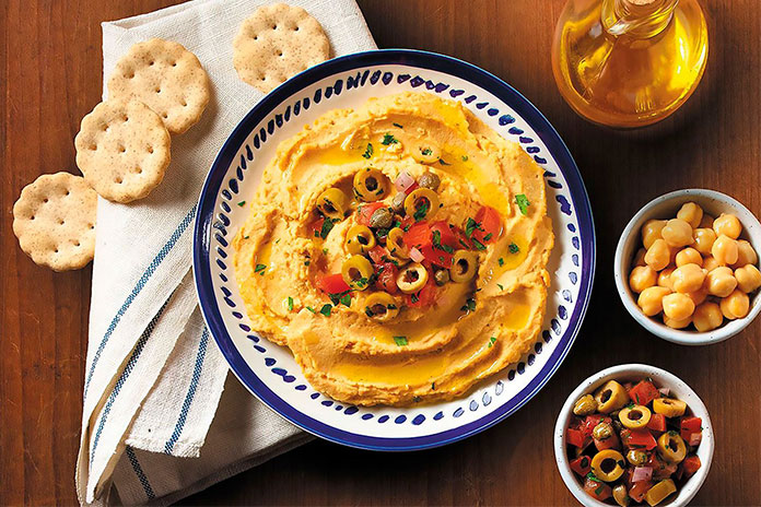 غذاهای لبنانی هوموس یکی از غذاهای لبنانی