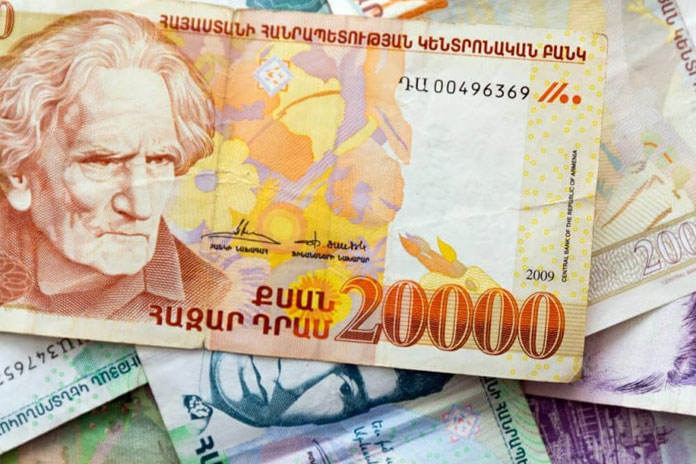 قوانین فرودگاهی ارمنستان قوانین ورود و خروج ارز از ارمنستان
