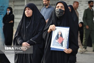 مراسم تشییع پیکر پاک دانش‌آموزان شهید - میناب + گزارش تصویری