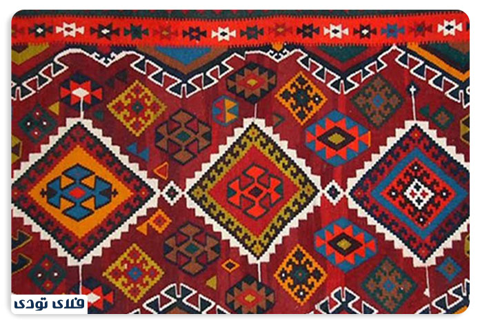 سوغات تبریز گلیم بافی در تبریز