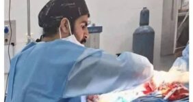 هرگز ترکش یا جسم فرو رفته در بدن مصدوم را خارج نکنید! هرگز ترکش یا جسم فرو رفته در بدن مصدوم را خارج نکنید!
