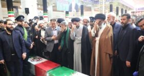 پیکر وزیر اطلاعات در قم تشییع شد / بدرقه مردم پس از نماز عید فطر