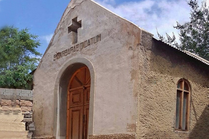 کلیسای سرخ آباد کوجکترین کلیسای جهان در ایران