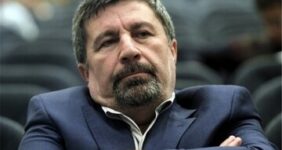 «اینترنت پرو» نخرید / الیاس حضرتی: «دندان روی جگر بگذارید، اینترنت وصل میشود» «اینترنت پرو» نخرید / الیاس حضرتی: «دندان روی جگر بگذارید، اینترنت وصل میشود»