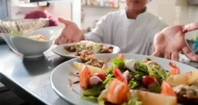عادتی که سلامت قلب و عروق را به خطر می‌اندازد/ این چند هشدار را جدی بگیرید