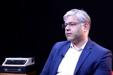 معاون وزیر ارتباطات: اینترنت فراتر از یک ابزار ارتباطی است / ارتباطات، ستون فقرات بقا و رشد اقتصاد دیجیتال است