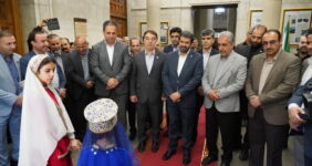 استاندار همدان: کتابخانه بوعلی‌سینا به مرکز علمی و فرهنگی تبدیل شود