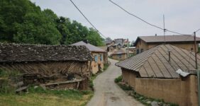 شانه‌تراش؛ الگویی از پیوند هویت و توسعه در مسیر جهانی‌شدن
