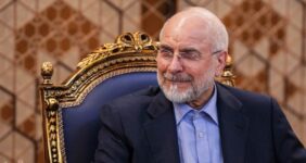 قوه قضائیه زیر بمباران و تهدید دشمن صیانت از حقوق ملت را رها نکرد قوه قضائیه زیر بمباران و تهدید دشمن صیانت از حقوق ملت را رها نکرد