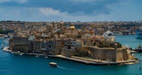 «مالت» در آستانه بحران «گردشگری بیشازحد»؛ شکاف افکار عمومی بر سر هجوم مسافران خارجی/ آیا مدیترانه به نقطه اشباع رسیده است؟ «مالت» در آستانه بحران «گردشگری بیشازحد»؛ شکاف افکار عمومی بر سر هجوم مسافران خارجی/ آیا مدیترانه به نقطه اشباع رسیده است؟