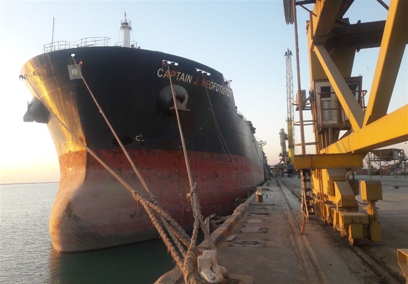 اختصاصی|حمل کالاهای اساسی محبوس شده در دبی آغاز شد