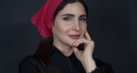 نورا هاشمی به جمع بازیگران نمایش «برای فروش» پیوست/ آغاز اجرا از ۱۰ تیر نورا هاشمی به جمع بازیگران نمایش «برای فروش» پیوست/ آغاز اجرا از ۱۰ تیر