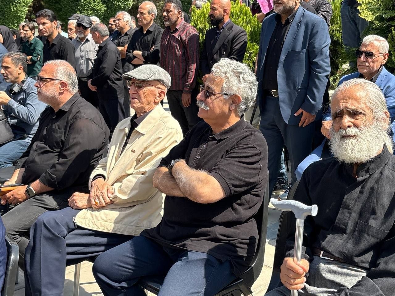 وداع اهالی فرهنگ و رسانه با بهروز رضوی صدای ماندگار ایران