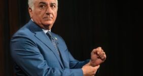 کیفرخواست پرونده رضا پهلوی، عوامل اینترنشنال و من‌وتو صادر شد