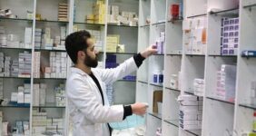 ارائه بیش از ۶۰۰ هزار خدمت دارویی در ۳۸ داروخانه جمعیت هلال‌احمر