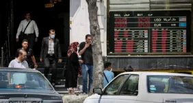 بازار خودرو در برابر دلار ایستاد + جدول قیمت