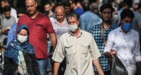 توکلی: درمان هیچ بیماری نباید به‌ دلیل مشکلات مالی متوقف شود