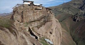 رسانه کره‌ای: ثبت‌جهانی الموت فرصتی برای بازخوانی جایگاه واقعی این دژ تاریخی در تمدن ایران است